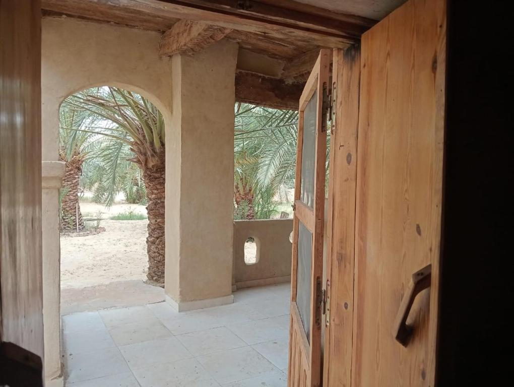 PARADISE HOSTING GROUP SIWA-APR